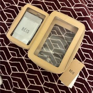 NWT BEIS In-Flight Cosmetic Case Set